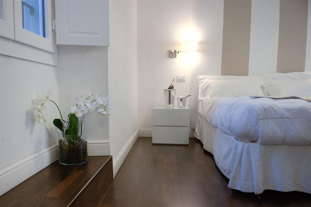 Pley Cagliari Boutique Suites المظهر الخارجي الصورة