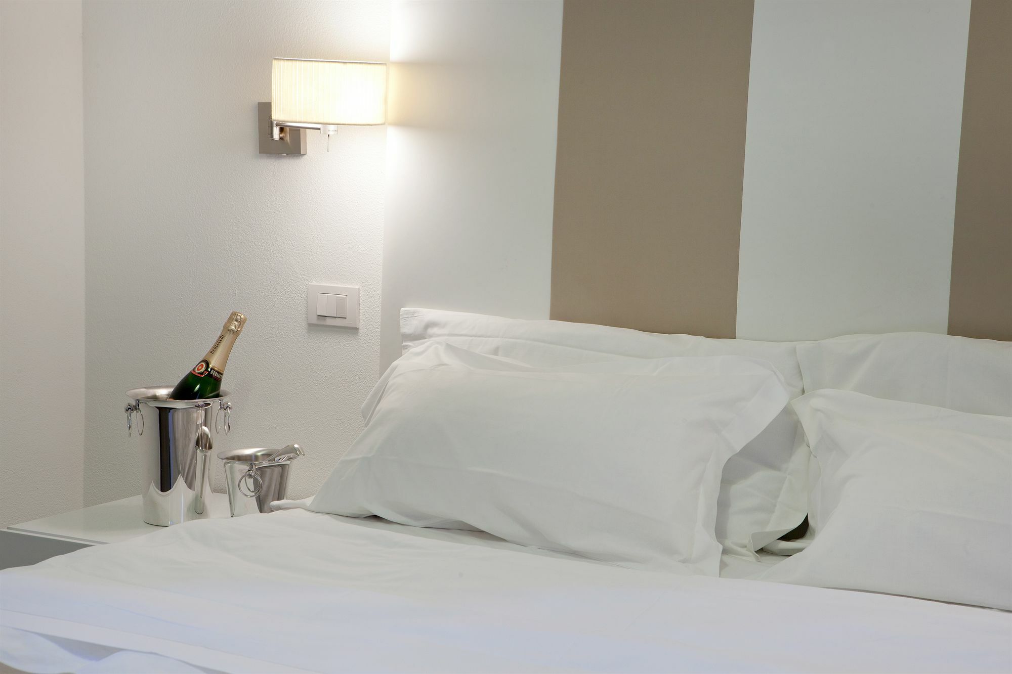 Pley Cagliari Boutique Suites المظهر الخارجي الصورة
