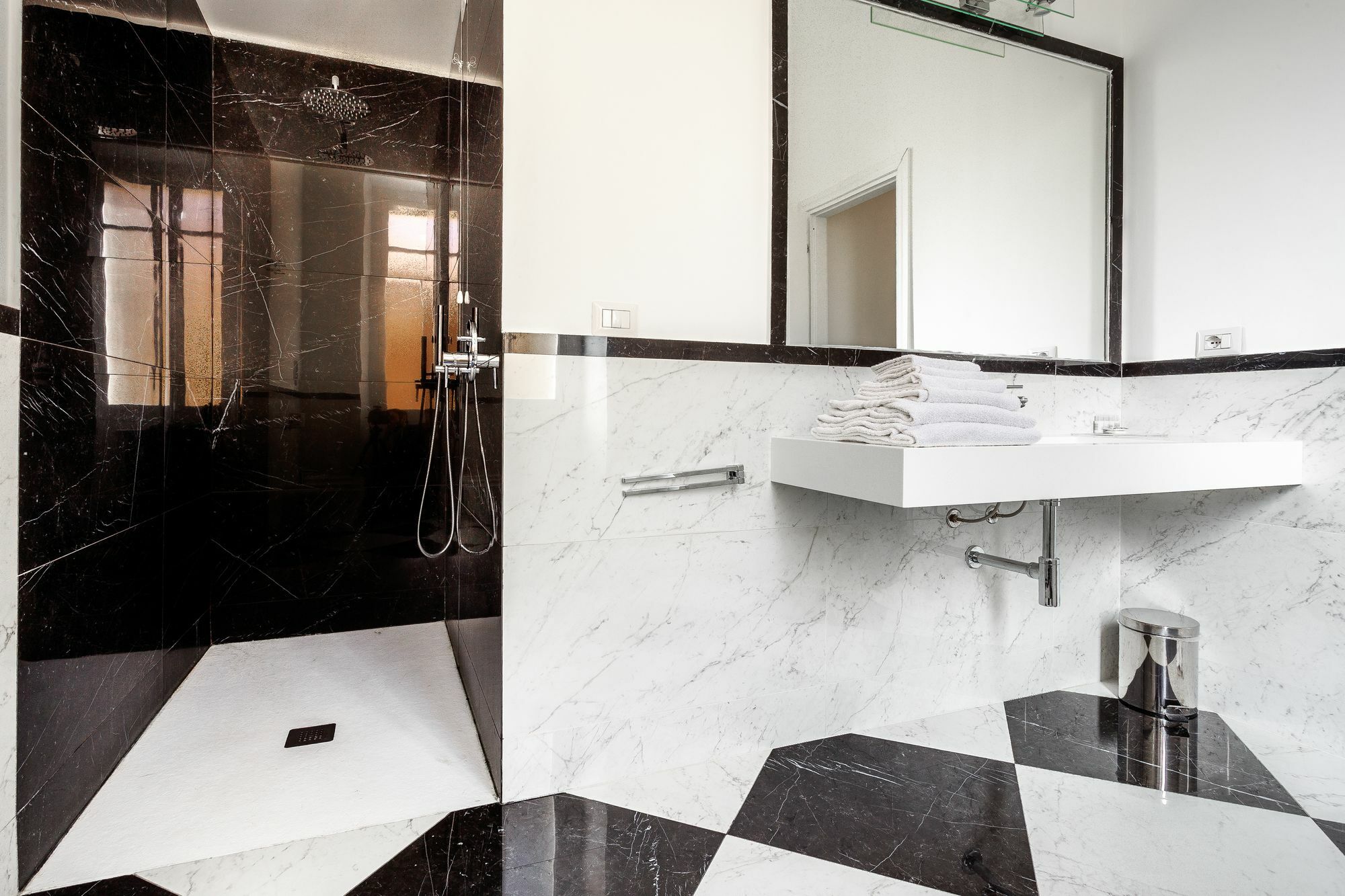 Pley Cagliari Boutique Suites المظهر الخارجي الصورة